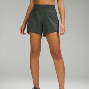 Lululemon Track that high rise short 5”
